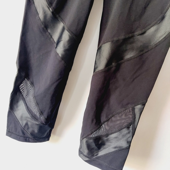Sweaty Betty Black Power Wetlook Mesh Crop Workout Leggings Small - Picture 5 of 11